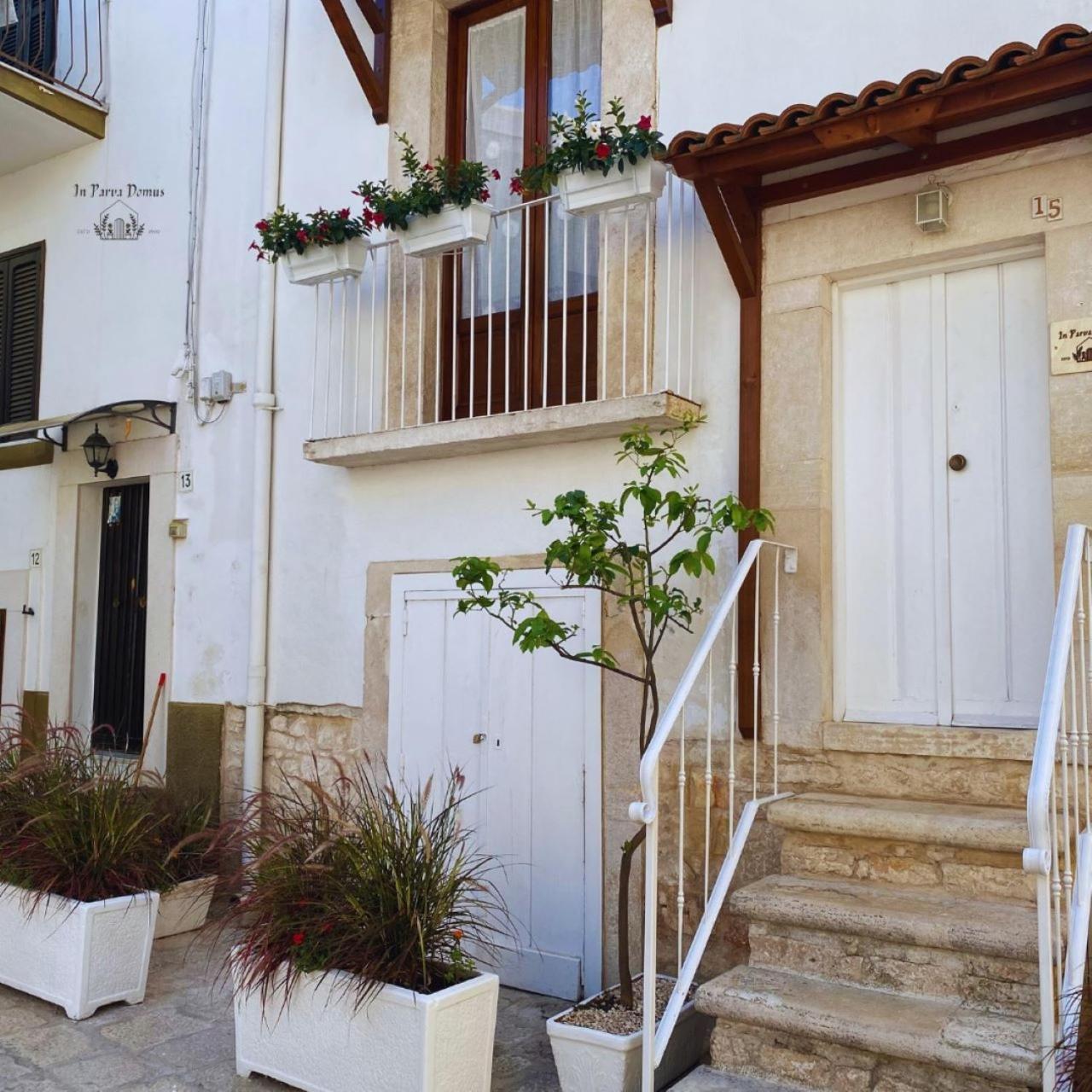 Apartment In Parva Domus *